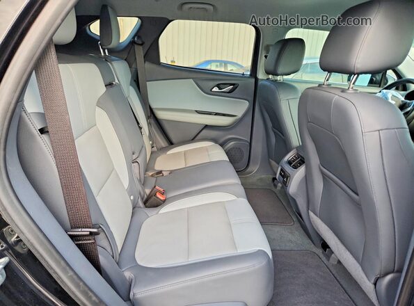 3GNKBDRS2MS520690 2021 CHEVROLET BLAZER Black Widok wnętrza z tyłu