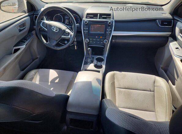 4T1BF1FK4GU500912 2016 TOYOTA CAMRY Black Սարքավորումների վահանակի տեսք