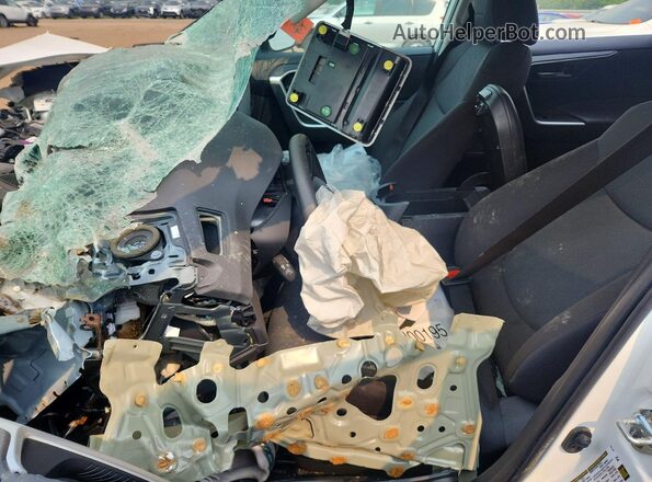 2T3W1RFV8SW397406 2025 TOYOTA RAV4 Белый Вид панели приборов