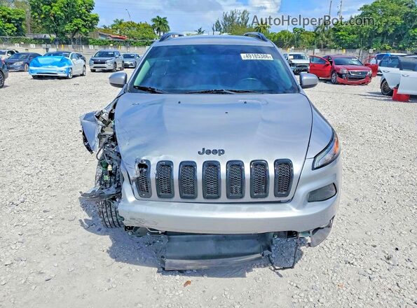 1C4PJLCB2JD540051 2018 JEEP CHEROKEE Silver Vista trasera