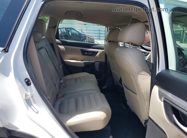 2HKRW6H33JH225671 2018 HONDA CR-V White Вид підкапотного простору