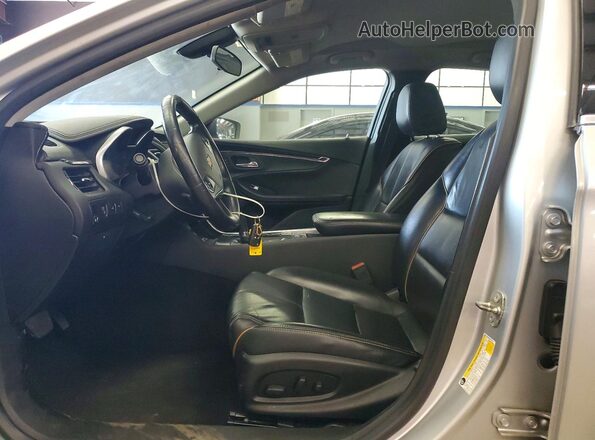2G1105S36K9157977 2019 CHEVROLET IMPALA Silver წინა პანელის ხედი