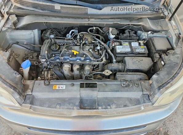 KNDJP3A59H7449675 2017 KIA SOUL Brown Вид підкапотного простору