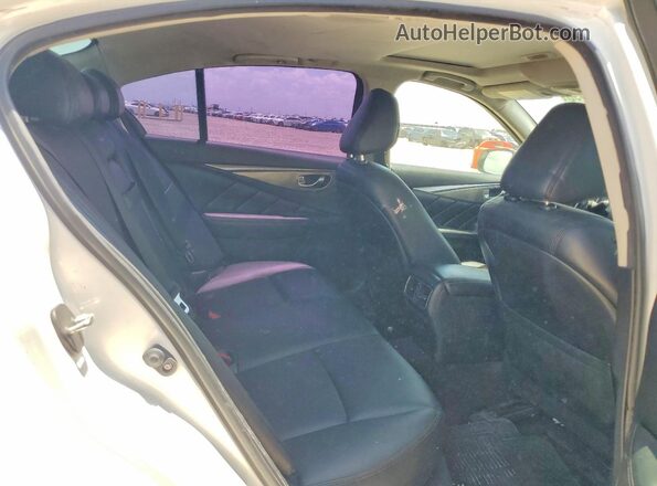 JN1EV7AP7GM301236 2016 INFINITI Q50 White Սալոնի հետևի տեսք