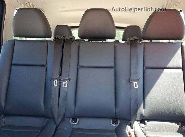 WD4PG2EE9K3574646 2019 MERCEDES-BENZ METRIS Silver Rear interior view