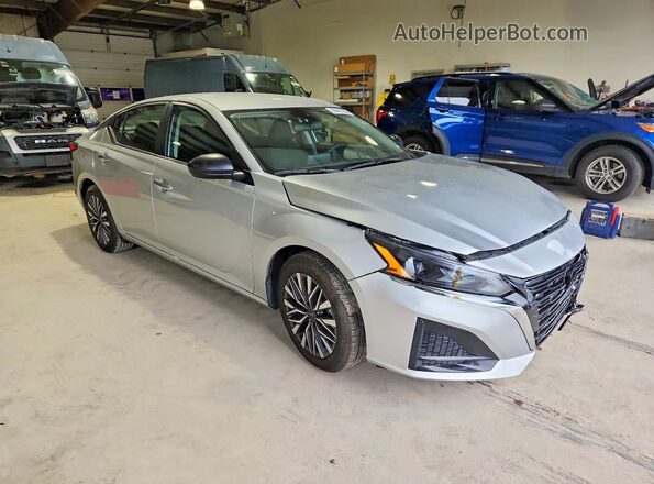 1N4BL4DV3SN366155 2025 NISSAN ALTIMA Серебряный Вид спереди