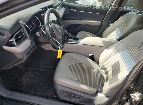 4T1B11HK2KU714978 2019 TOYOTA CAMRY Черный Вид панели приборов