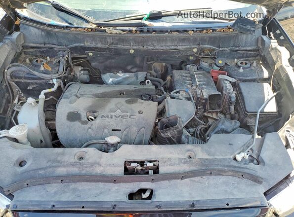 JA4AR3AW5JU020120 2018 MITSUBISHI OUTLANDER Black Շարժիչի բաժամունքի տեսք