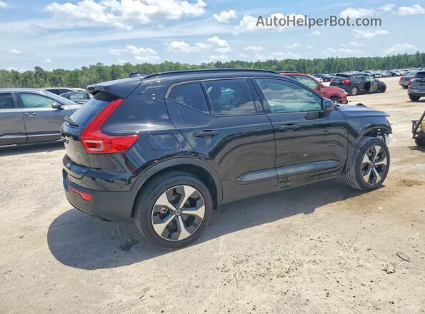 YV4L12UC4T2714052 2026 VOLVO XC40 Black Delantero derecho