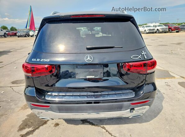 W1N4M4GB2LW044645 2020 MERCEDES-BENZ GLB-CLASS Черный Вид салона спереди