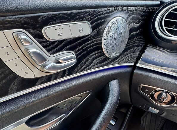 WDDZF4KB8JA356550 2018 MERCEDES-BENZ E Black Vista interior trasera