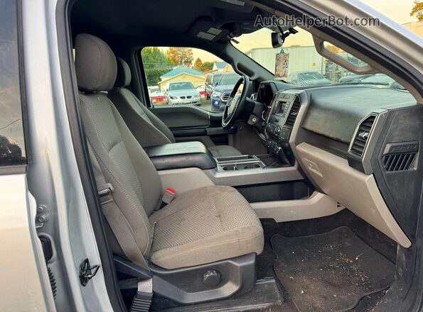 1FTEW1EP2JKF23381 2018 FORD F150 Silver Հետևի տեսք