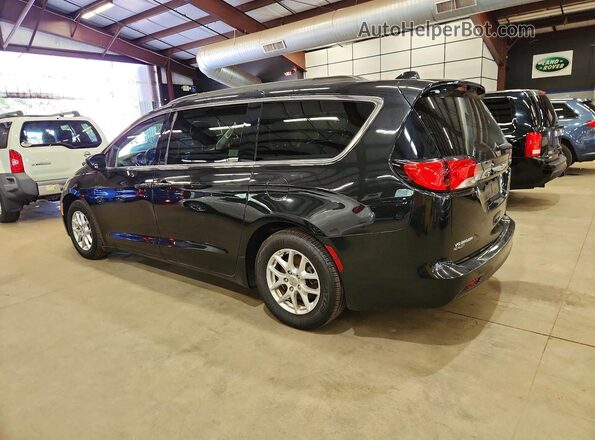 2C4RC1DG1LR172477 2020 CHRYSLER VOYAGER Black Tył prawy