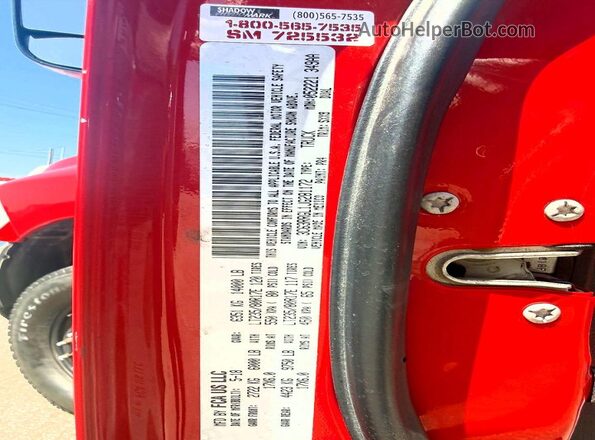 3C63RRGL1JG281172 2018 RAM 3500 Red Widok wnętrza z tyłu
