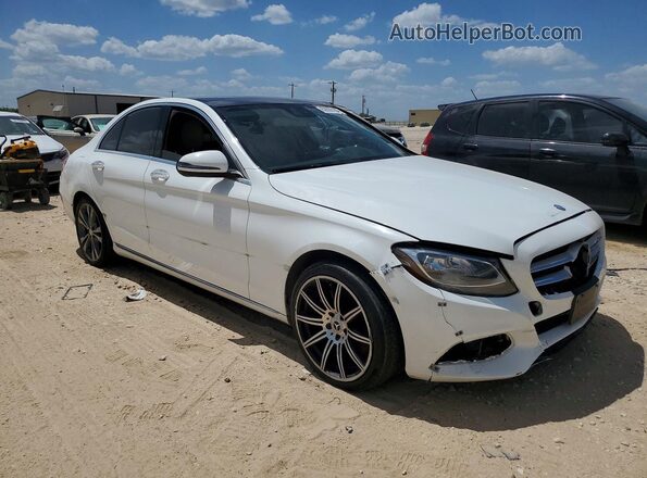 55SWF4JB4GU142720 2016 MERCEDES-BENZ C White Front view
