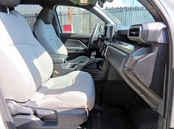 3TMLB5JN2RM006889 2024 TOYOTA TACOMA White უკანა ხედი