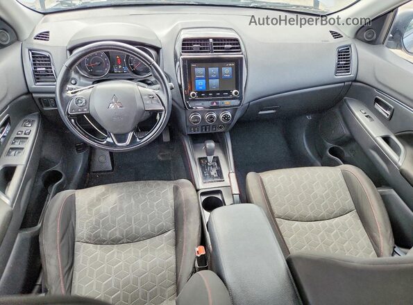 JA4APUAU1MU030898 2021 MITSUBISHI OUTLANDER Gray Widok zestawu wskaźników