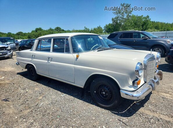 11011010104428 1964 MERCEDES-BENZ 190 White Front view