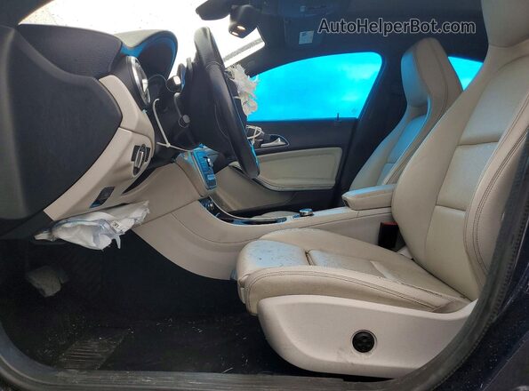WDDSJ4GB9KN717285 2019 MERCEDES-BENZ CLA-CLASS Blue წინა პანელის ხედი