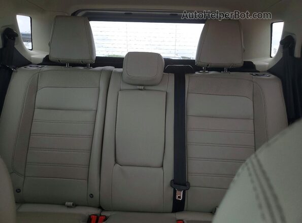 MAJ3S2KE8LC328593 2020 FORD ECOSPORT Silver უკანა სალონის ხედი