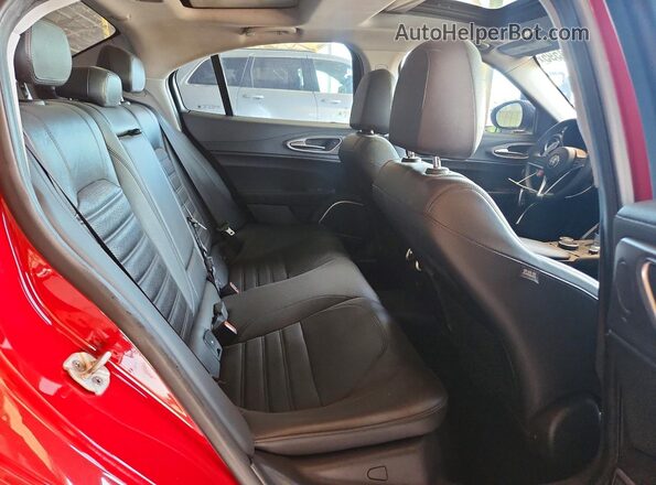 ZARFAECN8J7595755 2018 ALFA ROMEO GIULIA Red უკანა სალონის ხედი