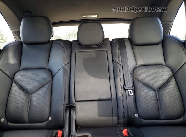 WP1AE2A21GLA17348 2016 PORSCHE CAYENNE Gray Widok wnętrza z tyłu
