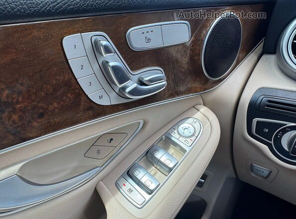 WDC0G4KB7HF242188 2017 MERCEDES-BENZ GLC-CLASS White Вид задніх сидінь