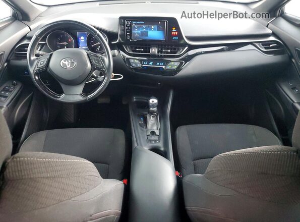 NMTKHMBX7JR043931 2018 TOYOTA C-HR Silver Widok zestawu wskaźników