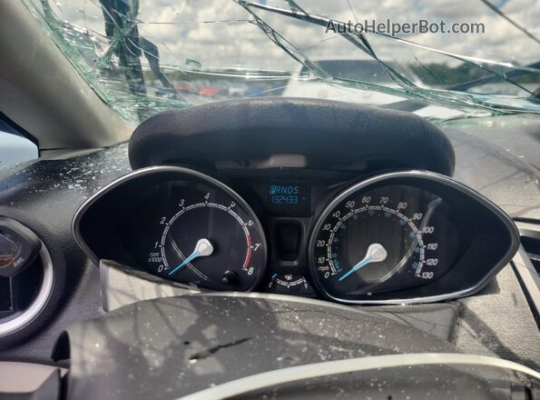 3FADP4BJ1JM133848 2018 FORD FIESTA White Widok tylnych siedzeń