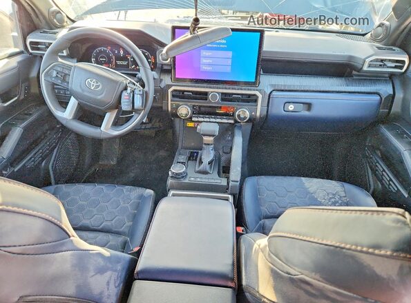 JTEVB5BR5T5029604 2026 TOYOTA 4RUNNER Gray Սարքավորումների վահանակի տեսք