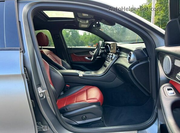 W1N0J8EB2MF894388 2021 MERCEDES-BENZ GLC-CLASS Gray Առջևի վահանակի տեսք