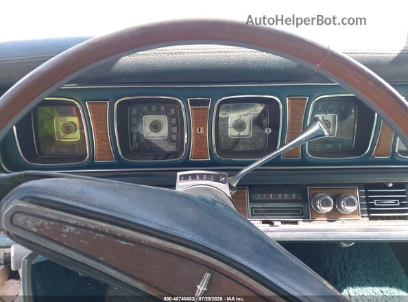 9Y89A858142 1970 LINCOLN CONTINENTAL MARK 3 White უკანა სავარძლების ხედი