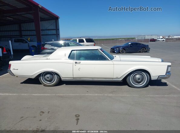 9Y89A858142 1970 LINCOLN CONTINENTAL MARK 3 White უკანა სალონის ხედი