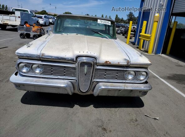 A9UC732328 1959 FORD UNKNOWN Двухцветный Вид спереди