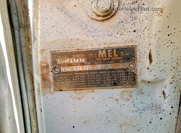 A9UC732328 1959 FORD UNKNOWN Двухцветный Вид подкапотного пространства