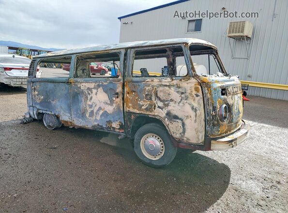 AZ403519 1974 VOLKSWAGEN TRANSPORTE Burn Front right