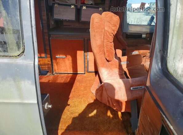B21BF8X175898 1978 DODGE UNK Угольный Вид задней части салона