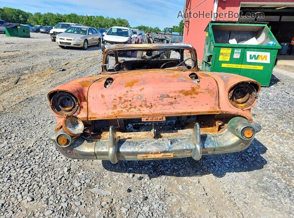 C57K149759 1957 CHEVROLET BEL Пожар Вид спереди