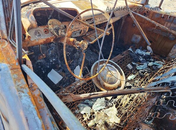 C57K149759 1957 CHEVROLET BEL Пожар Вид панели приборов