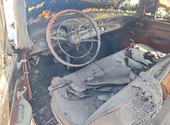 C855H7730 1955 PONTIAC OTHER Пожар Вид панели приборов