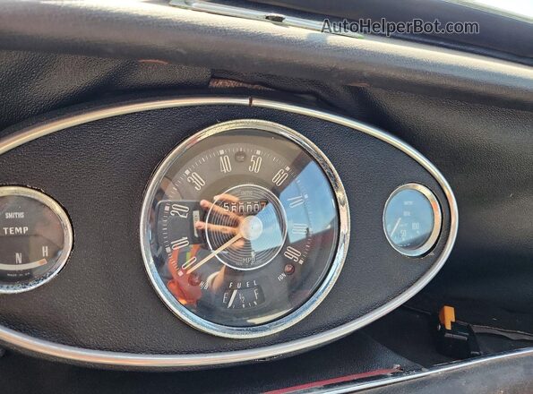 CA2S7L839218 1966 MINI COOPER Красный Вид щитка приборов