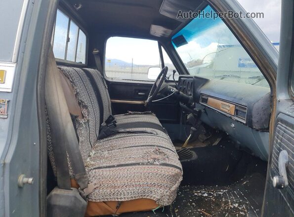 CCZ243F460142 1973 CHEVROLET 1500 Серый Вид задних сидений