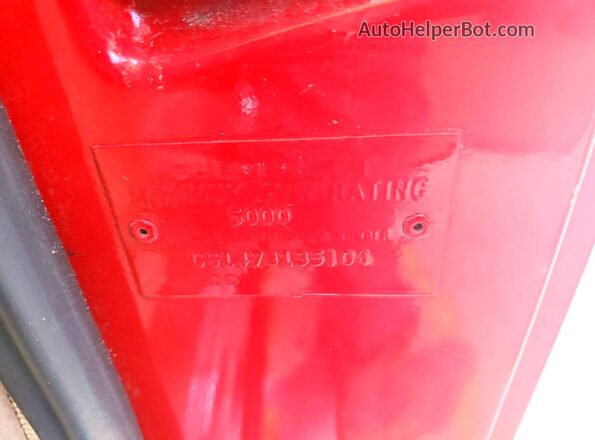 CS147B135104 1967 CHEVROLET UK Красный Вид подкапотного пространства
