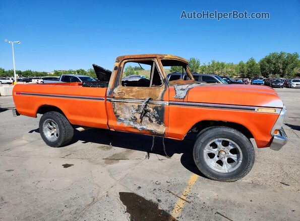 F14BRFA5215 1979 FORD F150 Orange Delantero derecho