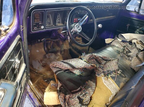 F14HRZ20343 1977 FORD F150 Purple Dashboard view