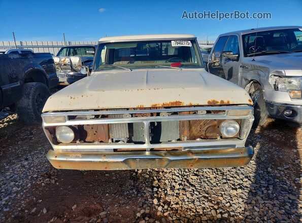 F25HRR41663 1973 FORD F250 White Widok z przodu