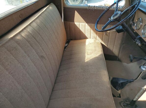GA67031 1937 FORD PICK Tan Vista de los asientos traseros
