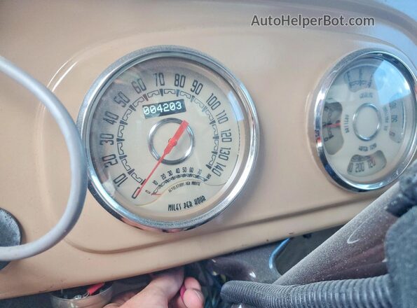 GA67031 1937 FORD PICK Tan Vista del cuadro de instrumentos