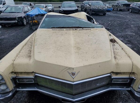 J8266777 1968 CADILLAC DEVILLE Cream უკანა სალონის ხედი
