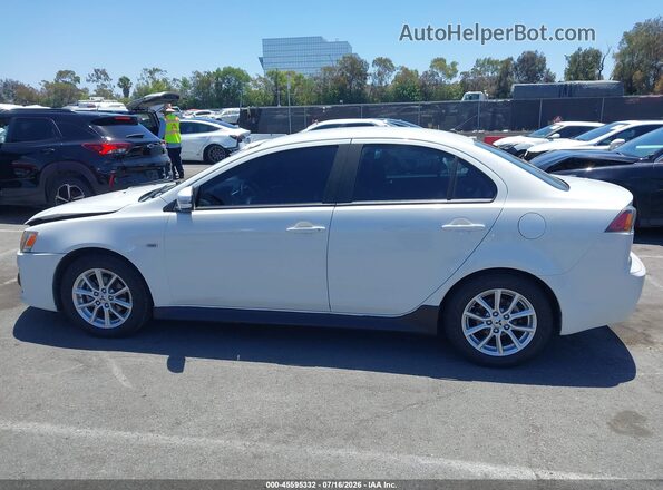 JA32U2FU4GU001897 2016 MITSUBISHI LANCER White Widok wnętrza 360 stopni